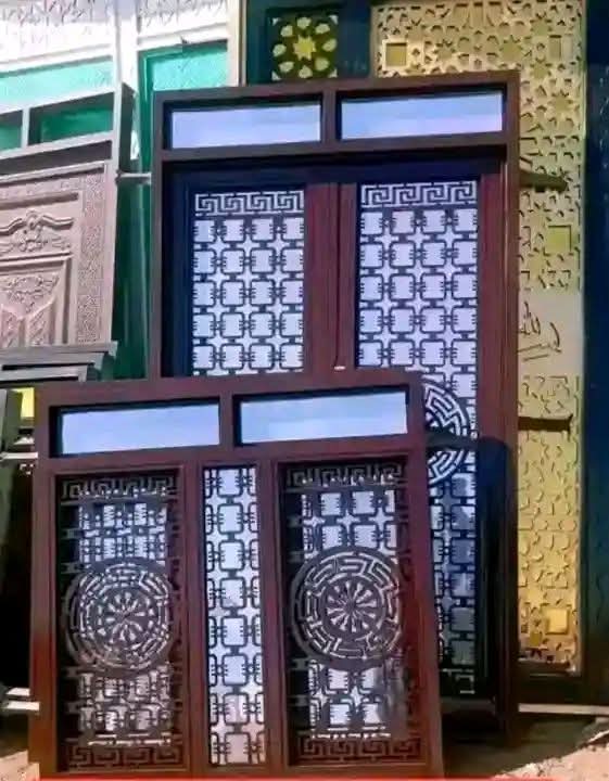 باب غرفة ليزر متين على حسب طلبك 